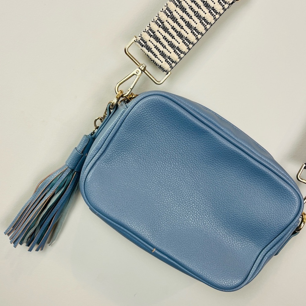 AHDORNED Kelly Blue Pebble Vegan Leather Tassel Crossbody Bag - Picture 3 of 7